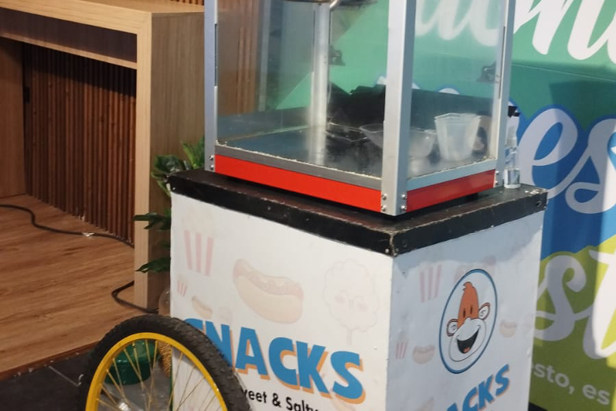 crispetera carro llanta amarilla marca propia